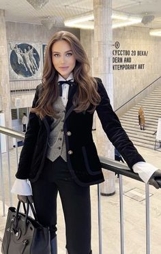 Investigative Journalist Outfit, Lawyer Women Outfit, Business Person Outfit, Women Neck Tie Outfits, Black Tie Women Outfits, Bow Tie Outfits For Women, Winter Outfits Formal, Creative Black Tie For Women, Receptionist Outfit