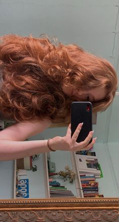 Ginger Rose Gold Hair, Curly Ginger Hair Aesthetic, Long Curly Ginger Hair, Ginger Copper Hair, Curly Ginger Hair, Hair Ginger, Red Hair Inspo, Red Curly Hair, Ginger Hair Color