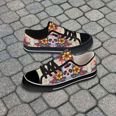 Sugar Skull Custom Sneakers Men Custom Car Seats, Floral Print Shoes, Womens Halter Tops, Travel Handbags, Custom Sneakers, Painted Shoes, Custom Bags, Custom Leather, Sugar Skull