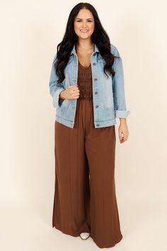 Chic Soul plus size clothing, brown tank top jumpsuit with lace around the bodice area and flowy bottoms Boho Women Outfits, Plus Size Boho Fall Fashion, Mormon Mom Outfits, Tall Plus Size Fashion For Women, Boho Outfits Women, Curvy Boho Fashion, Plus Fall Outfits, Fall Outfits Women Plus Size, Bridal Brunch Outfit