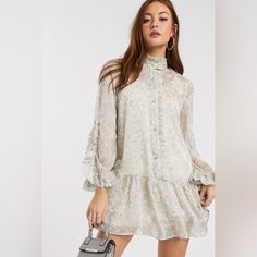 River Island Ditsy Floral Frill Smock Dress In Cream Uk Size 8 . Usa Size 4 . Brand New And So Cute. Looks Exactly Same As Model . She’s Also Wearing Usa Size 4 Feminine Smock Mini Dress, Floral Mini Dress With Ruffles For Daywear, Mini Floral Dress With Ruffles For Daywear, Flowy Long Sleeve Mini Dress With Ditsy Floral Print, Beige Floral Print Mini Dress For Daywear, Flowy Smock Mini Dress For Daywear, Spring Mini Smock Dress, Spring Floral Smock Dress For Daywear, Feminine Ditsy Floral Print Mini Dress For Daywear