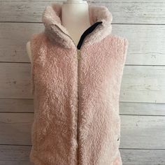 Nwt Tommy Hilfiger Cozy Pink Vest Size M New With Tags Soft And Cozy Light Pink Vest. Pockets On Both Sides Of Vest. Fabric Content And Wash Instructions In Pics Please Feel Free To Bundle Or To Make A Reasonable Offer F Comfy Cozy Fit Soft Outerwear, Comfy Soft Outerwear, Casual Soft Winter Outerwear, Casual Outerwear With Faux Fur Lining, Comfy Warm Winter Outerwear, Comfy Cozy Fit Warm Outerwear, Comfy Cozy Warm Outerwear, Warm Comfy Fit Outerwear, Warm Comfy Outerwear