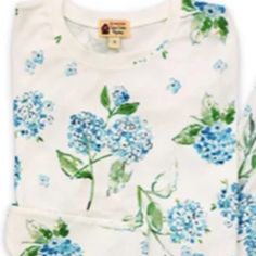 Nwt Kjp Hydrangea Pajama Top Size Xxl 100% Cotton Blue Floral Print Relaxed Fit Sleepwear, Casual Blue Floral Print Sleepwear, Blue Floral Print Sleep Top, Blue Floral Print Tops For Loungewear, Crew Neck Cotton Printed Sleepwear, Printed Cotton Crew Neck Sleepwear, Kiel James Patrick, James Patrick, Pajama Top