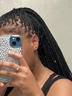 small knotless 🙂 Super Small Knotless Braids, Small Knotless Braids With Curly Hair, Very Small Knotless Braids, Small Knotless Box Braids Hairstyles, Knotless Braids Small Medium, Small Full Knotless Braids, Small Short Knotless Braids, Tiny Knotless Braids, Long Small Knotless Braids