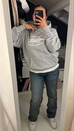 Grey Shirt Outfit, Converse Streetwear, Mode Ulzzang, Palace Skateboards, Looks Pinterest, Outfit Zara, Streetwear Fits