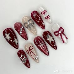 Xmas Nails Aesthetic, Trendy Nail Art 2024, Red Theme Nails, Alt Christmas Nails, Lovecore Nails, Dark Coquette Nails, Romantic Goth Nails, Y2k Christmas Nails, Korea Nails Design