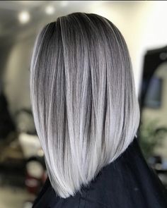 Short Hair Platinum Balayage, Bob Hair Balayage, Grey Hair Short, Hair Color Gray, Ash Blonde Bob, Ash Grey Hair, Grey Blonde Hair, Medium Hair Color, Silver Blonde Hair