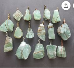 Green Calcite, Wire Wrapped Jewelry Diy, Wire Wrapped Crystal, Wire Wrapped Jewelry Tutorials, Wrapped Crystal, Wire Jewelry Designs, Rock Jewelry