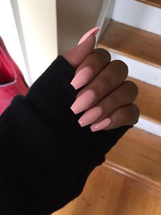 Nails On Black Skin, French Nails Glitter, Posh Nails, Nails Dark, Light Pink Nails, Claw Nails, Her Nails, Dark Nails, Pink Acrylic Nails