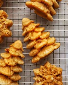 some cookies that are on a cooling rack