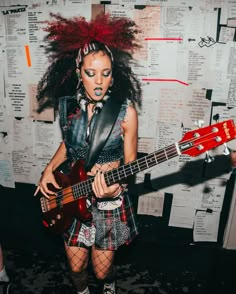 Rockstar Hair Black Women, Black Punk Fashion, Colorful Punk Fashion, Bassist Outfit, Black Punk Hairstyles, Punk Fashion Black Women, Afro Goth Women, Afro Punk Fashion Black Women, Afropunk Hairstyles