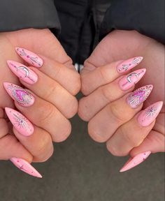 Pink Grunge Nails, Grunge Cyberpunk, Almond Acrylic Nails Designs, Hippie Nails, Edgy Nails, Work Nails, Nail Stuff, Almond Acrylic Nails, Unique Acrylic Nails