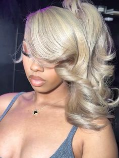 Black And Blonde Wigs Black Women, Black And Blond Wigs For Black Women, Blonde Pin Up Hairstyles For Black Women, Ash Blonde Black Women Wig, Balayage Black Women, Blonde Balayage Black Women, Toned Blonde Wig Black Women, Blonde Peekaboo, Balayage Black