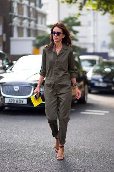 White Utility Jumpsuit, Maxi Dress Street Style, Army Green Maxi Dress, London Street Style Spring, Dress Street Style, Street Style London, London Fashion Weeks, London Fashion Week Street Style, Green Maxi Dress