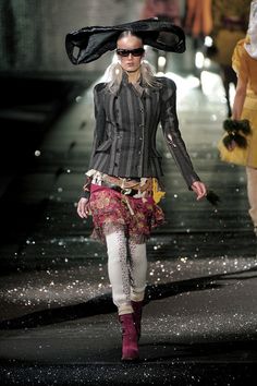 Dramatic Style, Advanced Style, Dressed To Kill, John Galliano, Dream Clothes, Gothic Fashion, Fashion History, Fashion Magazine, Runway Fashion