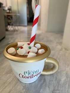 DIY Giant Hot Cocoa Mug Giant Hot Cocoa Mug Prop Diy, Giant Hot Cocoa Mug Prop, Giant Hot Cocoa Mug Diy, Cocoa Mug Craft, Diy Giant Hot Cocoa Cup, Container Crafts, Diy Hot Cocoa, Chocolate Crafts, Mug Crafts