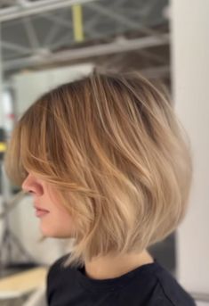 Blonde Bob Curtain Bangs, Bob 2023, Ponytail Hairstyle Ideas, Bob Haircuts With Bangs, Prom Hairstyle, Ponytail Hairstyle, Messy Ponytail, 2024 Prom