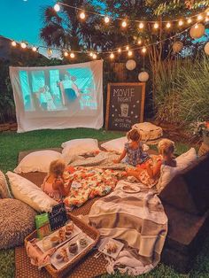 How To Decorate With Fairy Lights Outdoors Diy Backyard Movie, Diy Backyard Movie Night, Backyard Movie Party, Backyard Movie Nights, Backyard Movie, Movie Night Party, Cute Date Ideas, Fun Sleepover Ideas, Night Swimming