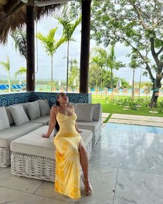 Carrabian Outfit, Yellow Sundress Black Women, Beach Clothes Vacation Outfit Ideas Black Women, Raegancore Aesthetic, Island Baddie Outfits, Jamaica Dinner Outfits, Classy Vacation Outfits Tropical, Cruise Looks For Black Women, Cabo Outfits Vacation Style Mexico