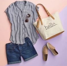 Spring Shorts Outfits, Boutique Instagram, Look Jean, Denim Outfits, Stitch Fix Outfits, Denim Dresses, Jeans Outfits, Denim Skirts, Vacation Style