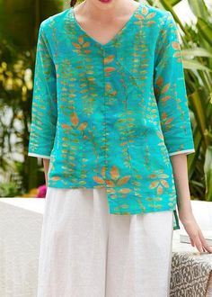 Loose Top Outfit, Top Fabrics, Green Prints, Linen Tunic Tops, Linen Fashion, Fashion Tops Blouse, Box Top, Half Sleeve Tops, Golf Outfits Women