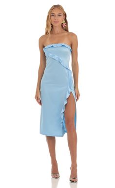 Annabel Satin Strapless Midi Dress in Blue | LUCY IN THE SKY Short Blue Dress Formal, Middy Dress, Cabo Outfits, Blue Graduation Dresses, Light Blue Midi Dress, Midi Wedding Dress, Blue Dress Short, Blue Dress Formal, Semi Formal Dress