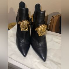 Black Leather And Gold Hardware Medusa High Heel Boots. Size 36.5 Eu (Women’s. 5.5) Never Worn Only Tried On. Women Attire, Versace Boots, Platform Boots Women, Outfit Combos, Black Patent Leather Pumps, Black High Heel Boots, Versace Shoes, Leather Heeled Boots, Platform Ankle Boots