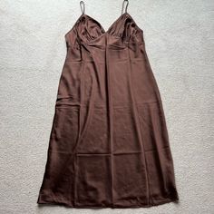 Brand New With Tags Abercrombie And Fitch A&F Ruched Satin Slip Midi Dress Brown Sleeveless Sz Xl Sleeveless Silk Slip Dress For Brunch, Silk Sleeveless Slip Dress For Date Night, Brown Sleeveless Slip Dress For Summer, Brown Sleeveless Slip Dress For Spring, Sleeveless Brown Slip Dress For Spring, Brown Sleeveless Slip Dress For Date Night, Sleeveless Brown Midi Dress For Daywear, Casual Sleeveless Silk Mini Dress, Ruched Knee-length Slip Dress For Summer