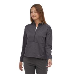 W's Pack Out Pullover Sporty Half-zip Tops For Layering, Fall Layering Half-zip Activewear, Fall Half-zip Layering Activewear, Sports Half-zip Top With Relaxed Fit, Relaxed Fit Half-zip Top For Sports, Relaxed Fit Half-zip Sports Top, Half-zip Athleisure Sweatshirt, Solid Half-zip Sweatshirt In Athleisure Style, Sportswear Half-zip Tops With Relaxed Fit