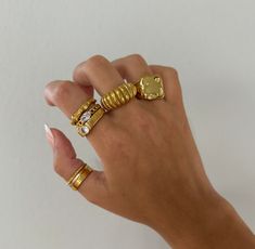 Gold Dome Statement Ring - This ribbed gold ring is a lovely unique piece. Its thick and chunky design makes for an eye-catching piece that is sure to turn heads.  Details: - stainless steel and 18k gold - hypoallergenic - will not turn skin green! - minimalist WHY VASI Jewelry? - Ethically sourced gems and stones - Made with recycled gold - Handmade or designed/sourced - Shop local (based in Chicago) - Beats major competitors prices  - Long lasting quality - Modern and trendy - Dainty minimal p Bulky Gold Rings, Chunky Gold Rings Aesthetic, Trendy Gold Rings, Chicago Beats, Chunky Gold Rings, Elegant Watches Women, Unique Gold Rings, Dope Jewelry Accessories, Funky Rings