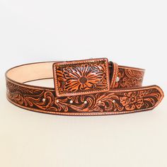 Cinto vaquero de Piel / Leather belt  Ancho (wide): 2 inches Orificios (Holes): 6  Belt for jeans size 32: 36 inches from pin of the buckle to second buttonhole Belt for jeans size 34: 38 inches inches from pin of the buckle to second buttonhole Belt for jeans size 36: 40 inches from pin of the buckle to second button Belt for jeans size 38: 42 inches inches from pin of the buckle to second buttonhole Hand-tooled Brown Belt Buckles For Western-themed Events, Luxury Western Brown Belt Buckles, Adjustable Southwestern Brown Belt Buckle, Handmade Brown Western Belt, St Jude Necklace, Southwestern Hand-tooled Brown Belt Buckles, Western Leather, Suspender Belt, Suspenders