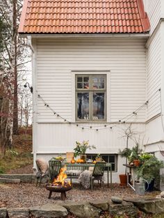 A Beautiful Turn-of-the-Century Family Home in Sweden 48