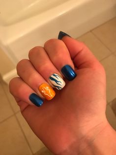 Ashoka Tano Nail Art, Ashoka Tano Nails, Star Wars Nails Acrylic, Ashoka Nails, Random Nail Designs, Star Wars Nail Art