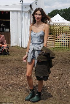 Put your best foot forward: The TV presenter made sure she was well prepared for the mud in a pair of green Hunter ankle-length wellie boots Lily Allen, Poppy Delevingne, Music Festival Outfits, Boating Outfit, I'm With The Band