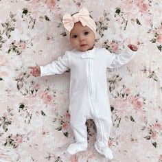 Certified organic white gender neutral comfortable baby sleeper. Add this blush pink bow headband for a cute look. Newborn Sleepers, Baby Sleeper, Foto Baby, Long Hours, Baby Outfits Newborn, Organic Baby