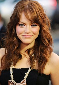 Color Roux Auburn, Emma Stone Hair, Hairstyle For Chubby Face, Strawberry Blonde Hair, Bella Thorne, Sleek Hairstyles, Strawberry Blonde, Emma Stone