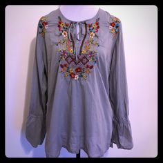 Johnny Was Embroidered Blouse Long Sleeve New With Tags Color Soft Gray Size L Pit To Pit: 22 Aprox Lengh: 27 Aprox Spring Long Sleeve Blouse With Embroidery, Embroidered Tunic Dress, Short Sleeve Tunic Tops, Embroidered Tunic Top, Floral Tunic Tops, Eyelet Blouse, Short Sleeve Tunic, Floral Tunic, Embroidered Tunic