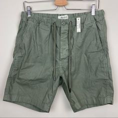 Madewell Shorts Size M 100% Cotton One Back Pocket And Two Front Hip Pockets Drawstring At Waist With Button Fly Approximate Measurements (Hanging); Inseam 7"; Rise 11.5"; Waist 15" Condition: Nwt Color: Green Please See Photos And Ask Questions Before Purchasing 1680/18 Casual Buttoned Shorts For Loungewear, Casual Shorts With Button Closure For Loungewear, Casual Beach Bottoms With Buttons, Cotton Beach Shorts With Buttons, Summer Cotton Shorts With Buttons, Cotton Summer Shorts With Buttons, Beach Cotton Shorts With Buttons, Summer Loungewear Bottoms With Button Closure, Relaxed Fit Beach Bottoms With Button Closure