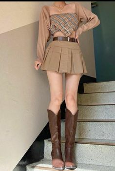 Renai Circulation, Beige Skirt Outfit, Western Work, Korean Outfit Street Styles, Stage Outfit, Causal Outfits, Looks Black, Ulzzang Fashion, Swaggy Outfits