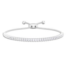 Détails du produit
Fabriqué en or massif, ce superbe bracelet Bolo est orné de petites pierres rondes en zircone cubique maintenues dans des sertissages demi-lunettes. Le fermoir sécurisé Bracelet Catch garantit qu'il reste en place sur votre poignet. Une pièce de joaillerie fabuleuse et impressionnante.

Informations sur le produit

SKU
SHP-BRACELET032211429


Largeur
2,7 mm


Poids
11,50 g



INFORMATIONS SUR LE ZIRCON

Nombre de pierres
42 pièces


Poids total
2,52 carats


Dimension (environ)
Rond-2X2 mm-42 Pièces


Couleur
Blanc


Couper
Taille brillant


Forme
Rond


Type de paramètre
Réglage demi-lunette


Niveau de qualité
AAA



Voir plus Half Bezel Setting, Half Bezel, Bolo Bracelet, Cubic Zirconia Bracelet, Signature Jewelry, Timeless Jewelry, Conflict Free Diamonds, Bezel Setting, Free Jewelry