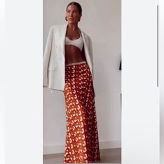 Zara Print Beaded Embellished Long Skirt. Beautiful! Matching Top Is Also Available For Sale. Chic White Silk Maxi Skirt, White Silk Skirt For Summer, Summer Silk Skirt In Cream, Chic White Maxi Skirt By Zara, Cream Silk Skirt For Summer, Summer Silk Maxi Skirt For Work, Chic White Maxi Skirt For Work, Silk Maxi Skirt For Summer Workwear, Zara White Maxi Skirt