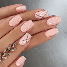 Comments in Topic Nails Dip, Peach Nails, Coral Nails, Romantic Nails, Subtle Nails, Fancy Nails Designs, Glitter Gel Nails, Work Nails, Makijaż Smokey Eye