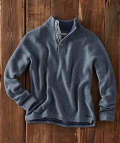 Effortlessly Cool Men's Sweaters - Gloaming Cashmere Sweater - Carbon2Cobalt Men's Sweaters, Affordable Men's Winter Sweater, Casual Pullover Outfit, Men’s Cardigan Sweater, Mens Outdoor Fashion, Teal Mens Sweater, Mens Sweaters L.l.bean, Mens Bootcut Jeans, Luxury Cashmere V-neck Sweater For Men