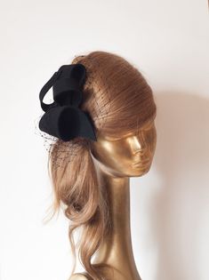 Please note that all items in my shop are made to order Unique Modern Black Felt Fascinator. Mounted with clip or slim headband If you need any info please contact me :) --------------------------- SHIPPING INFORMATION I will ship your purchased item within 8 business days after receiving payment to your address. Please note that shipping from Poland takes about 9 business days around Europe and about 20 business days overseas. EXPRESS SHIPPING I offer also express shipping, 7 business days arou Black Headpiece, Felt Fascinator, Fascinator Hats Outfit, Bow Fascinator, Blue Headpiece, Fascinator Hats Wedding, Mini Hats, Kentucky Derby Fascinator, Bridal Business