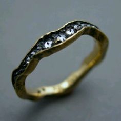 Smaragd Ring, Black Diamonds, Shiny Things, Eternity Bands, Black Diamond, Bling Bling, Pretty Things, Jewelry Art