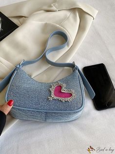 BirdinBag - Versatile Denim Crossbody Bag - Fashionable Single-Shoulder Bag for Women Baguette Bag Pattern, Jeans Bags Ideas, Denim Crossbody Bag, My Style Bags, Luxury Bags Collection, Denim Crossbody, Denim Projects, Denim Purse, Denim Shoulder Bags