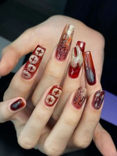 @ang3lnails_ Red Art Nail Designs, Teeth Nail Art, Funky Nails Fall, Gore Nails Art, Teeth Nails Art, Ren Faire Nails, Dungeons And Dragons Nails, Weird Acrylic Nails, Silent Hill Nails