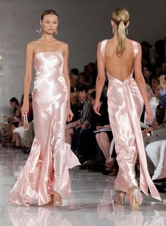 Ralph Lauren Ready To Wear, Ralph Lauren Spring Summer, Outfit Summer 2022, Magdalena Frackowiak, Wedding Outfit Guest, Mermaid Core, Runway Outfits