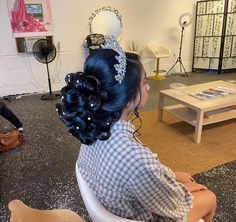 Quinceanera Hairstyles Ponytail, Quinceanera Hair Styles, Hair Styles Bow, Quinceanera Hairstyle, Quinceanera Hair, Quince Hair, 15 Quinceanera, Charro Quince, Hairstyles Ponytail