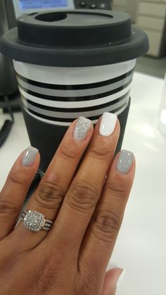 Grey, White And Sparkle Nails. Winter Wedding Nails, Nails And Toes, Sparkle Nails, Colorful Nail Designs, Make Up Nails, Nails And Makeup, Up Nails